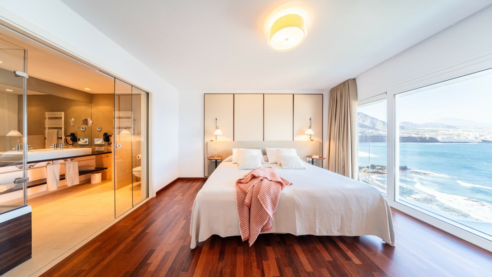 ocean-suite-meerblick-oceano-health-spa-hotel-tenerife-2_bedroom_bath_16_9